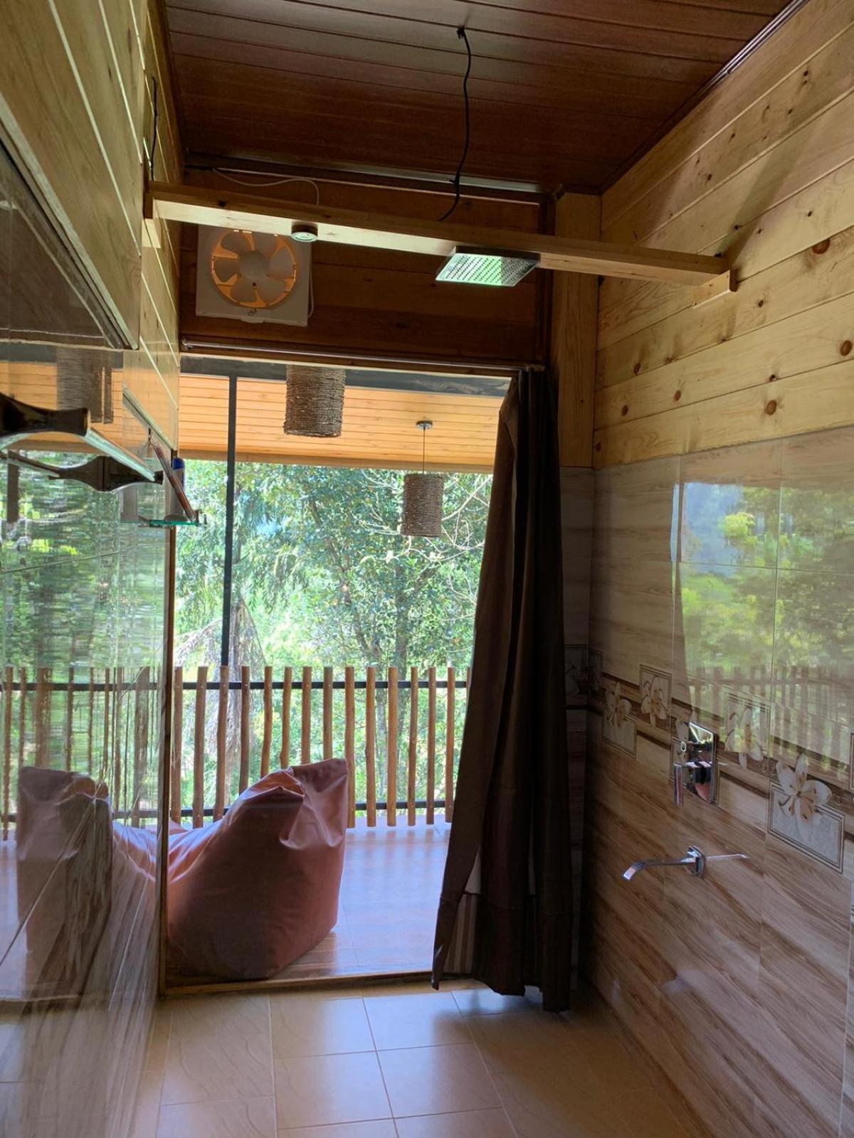 Ella Wood Cabin Habitación foto